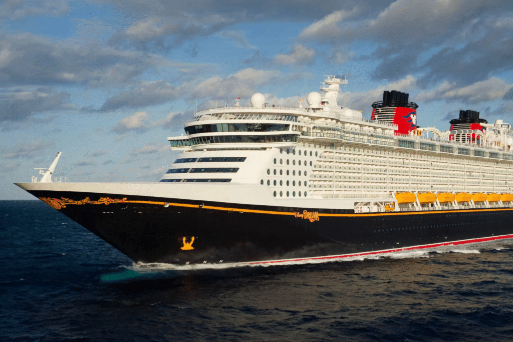 Cotizar cruceros Disney - Julie Dream Travel crucero disney dream disney cruise line Cotizar cruceros Disney